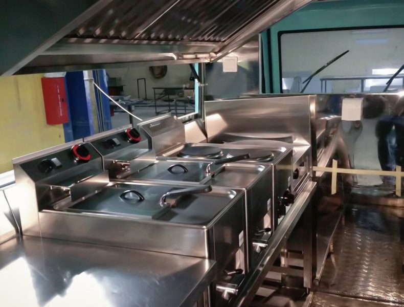 FOOD-TRUCK-EQUIPMENTS-IN-DOHA-QATAR-2